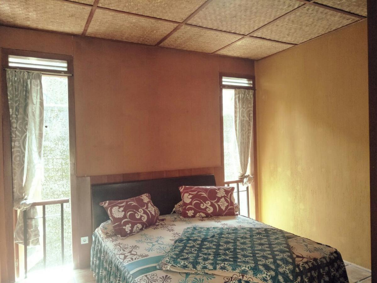 Villa Bukit Danau Cipanas  Extérieur photo