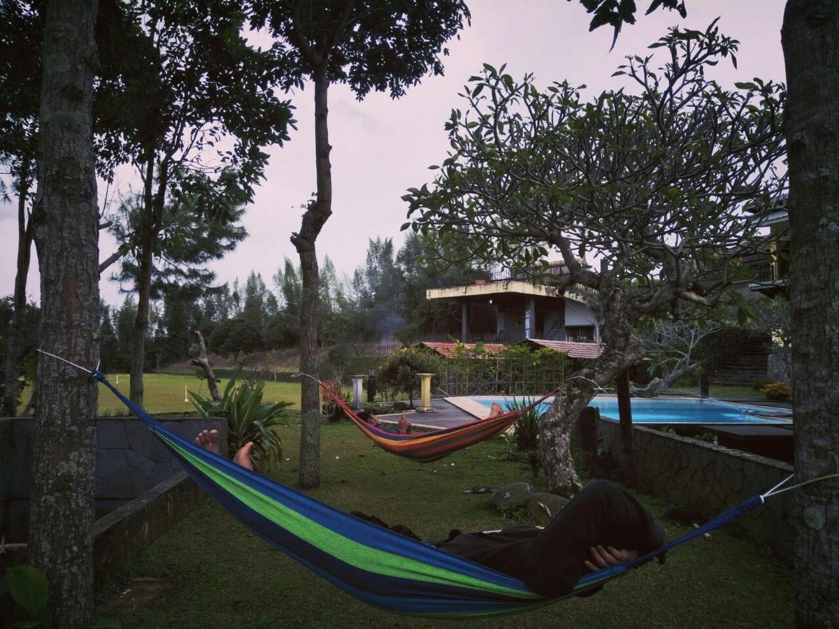 Villa Bukit Danau Cipanas  Extérieur photo