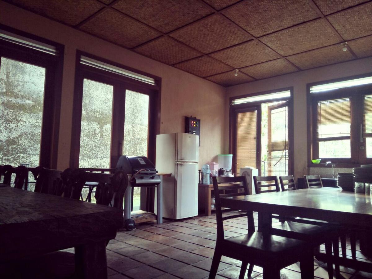 Villa Bukit Danau Cipanas  Extérieur photo