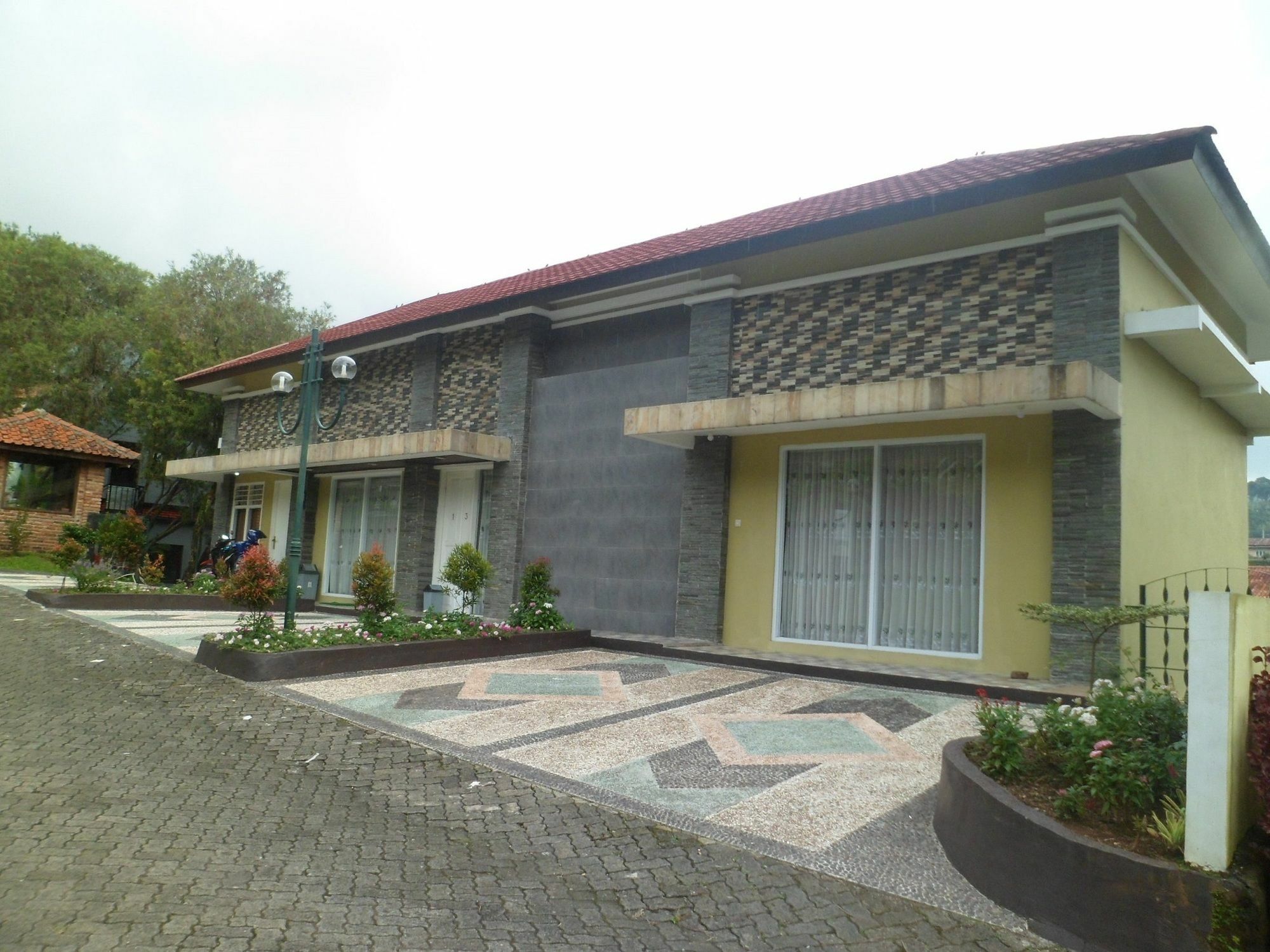 Villa Bukit Danau Cipanas  Extérieur photo
